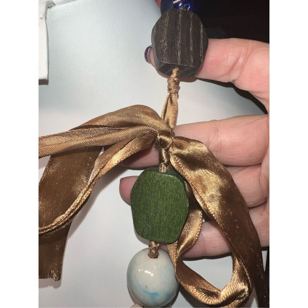 Vintage Large Multi Agate and Gemstone and Wood Beads on Taupe Tie Silk Ribbon - Picture 7 of 11